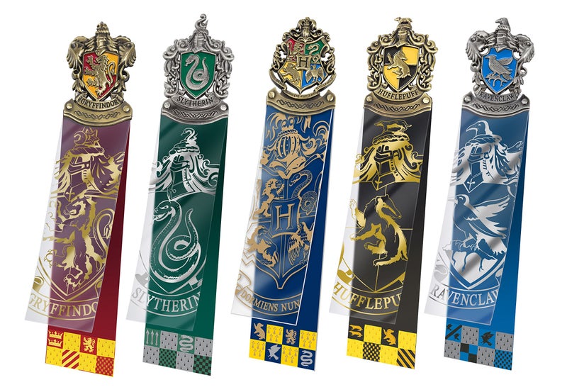The Noble Collection Harry Potter Crest Bookmark Collection - Image 3